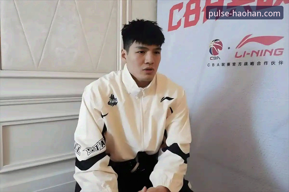 浩瀚体育更新哪个好 CBA状元陈国豪